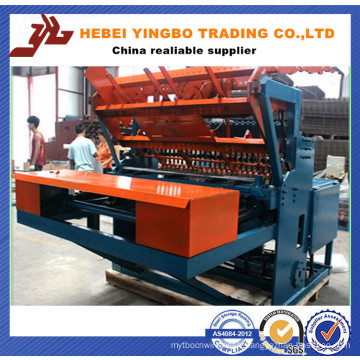 2015 New Type Automatic Welded Wire Mesh Machine